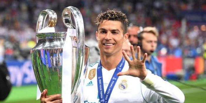  朗斯铁卫门线救险保住宝贵客场积分  