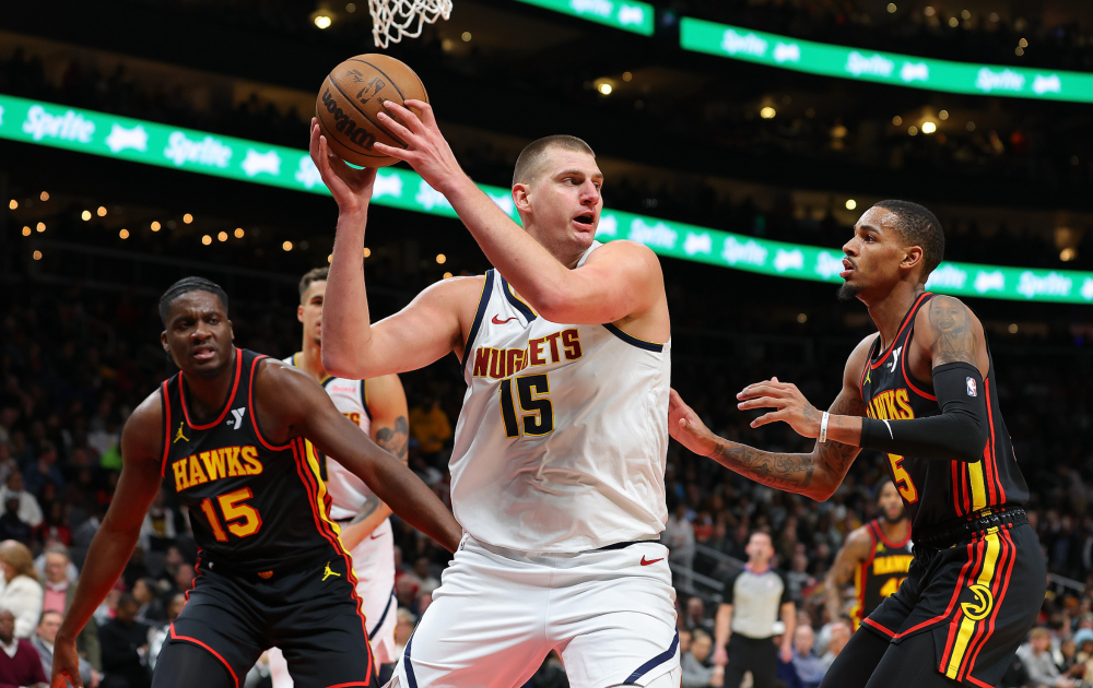  锡安威廉姆森暴扣连连，鹈鹕击退马刺终结对手三连胜  